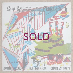 画像1: Sun Ra & His Solar Arkestra - Visits Planet Earth
